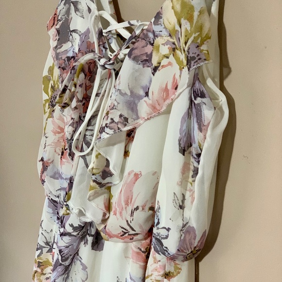 Floral Hi Low Dress - Picture 3 of 4